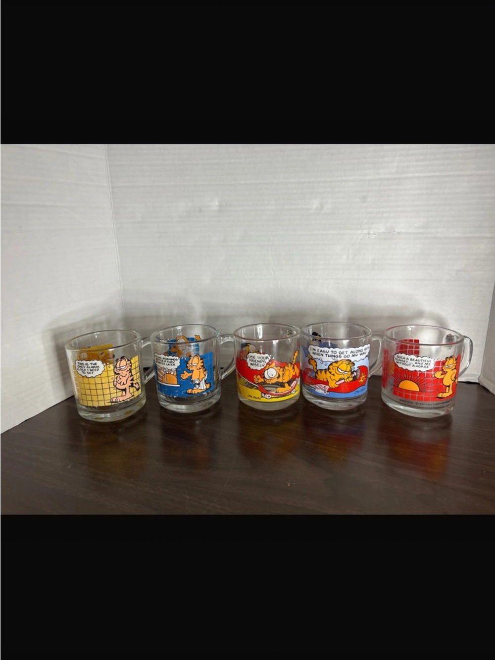 Vintage Garfield Vintage Cartoon Glass Mug - Assorted Colors
